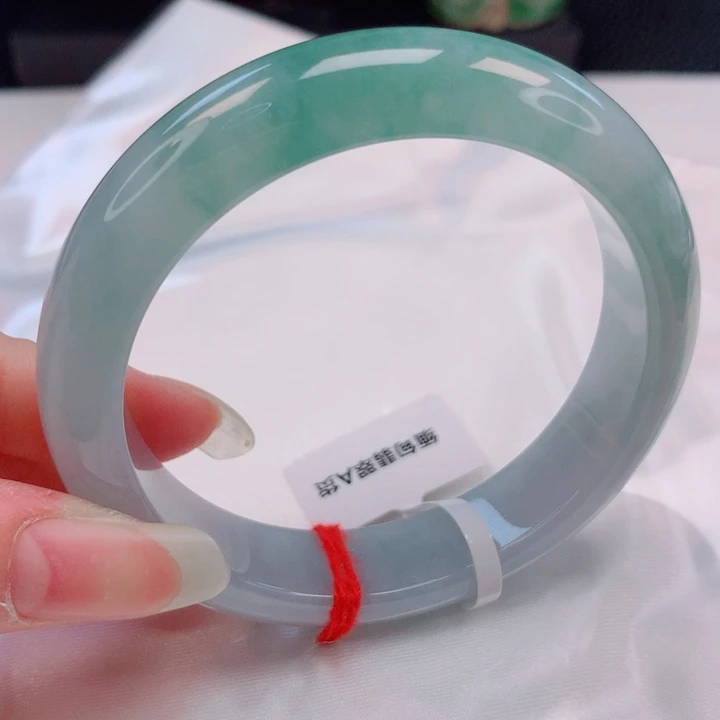 翡翠未镶嵌手镯55圈
