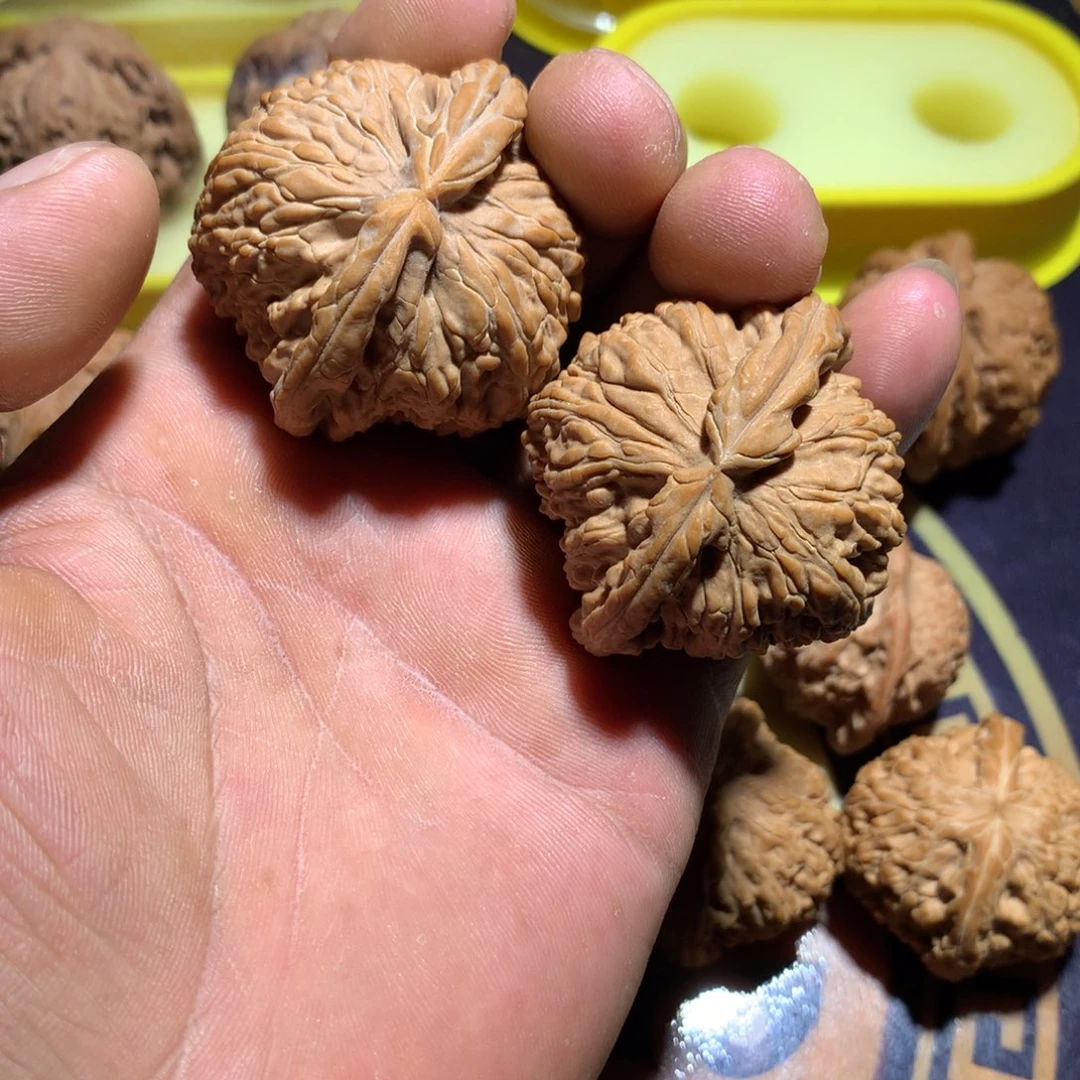 把件文玩核桃球白47