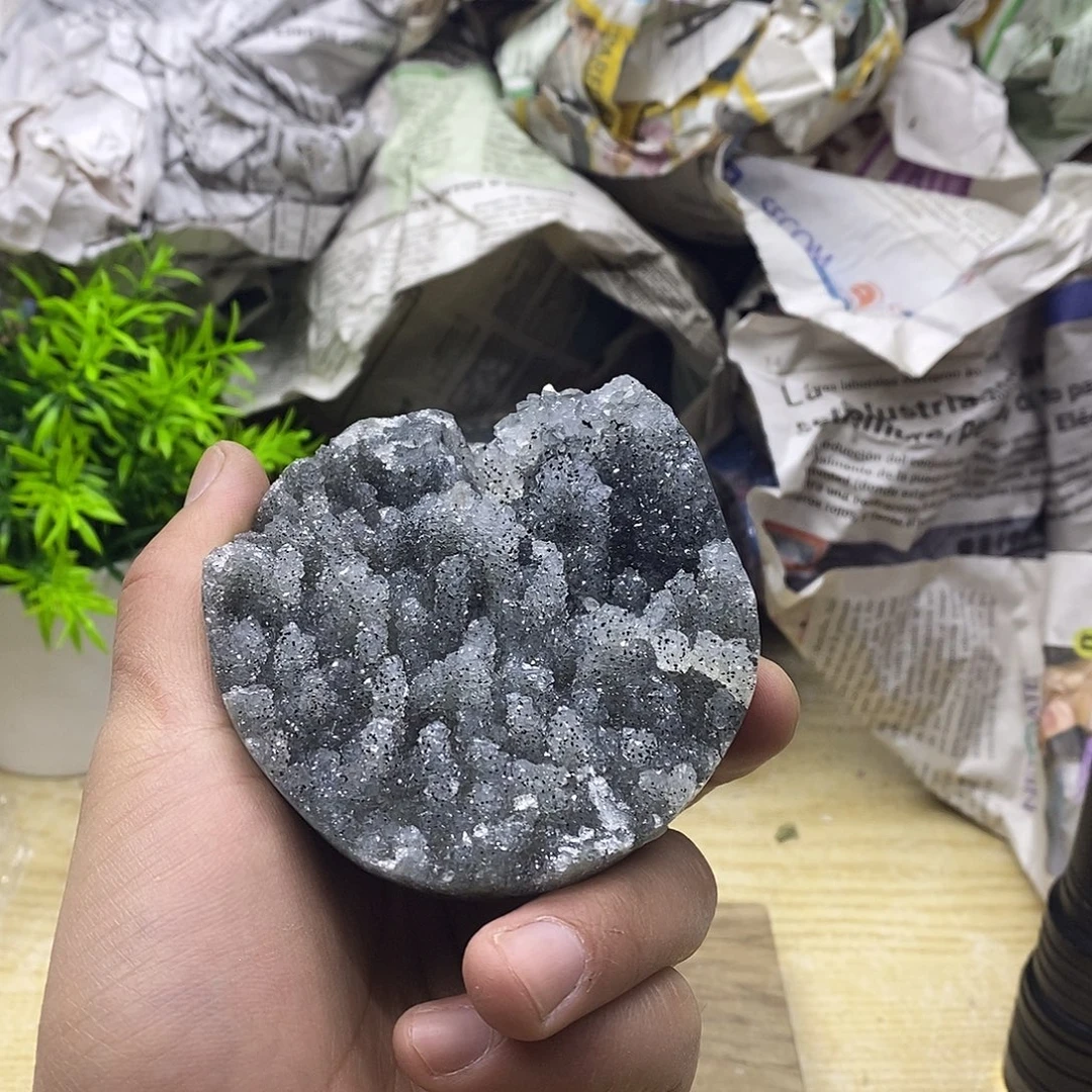 未镶嵌水晶大型摆件（非配饰）