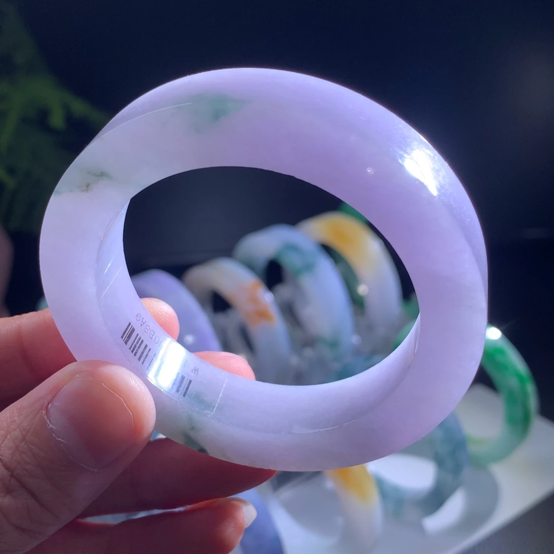 未镶嵌手镯定制翡翠