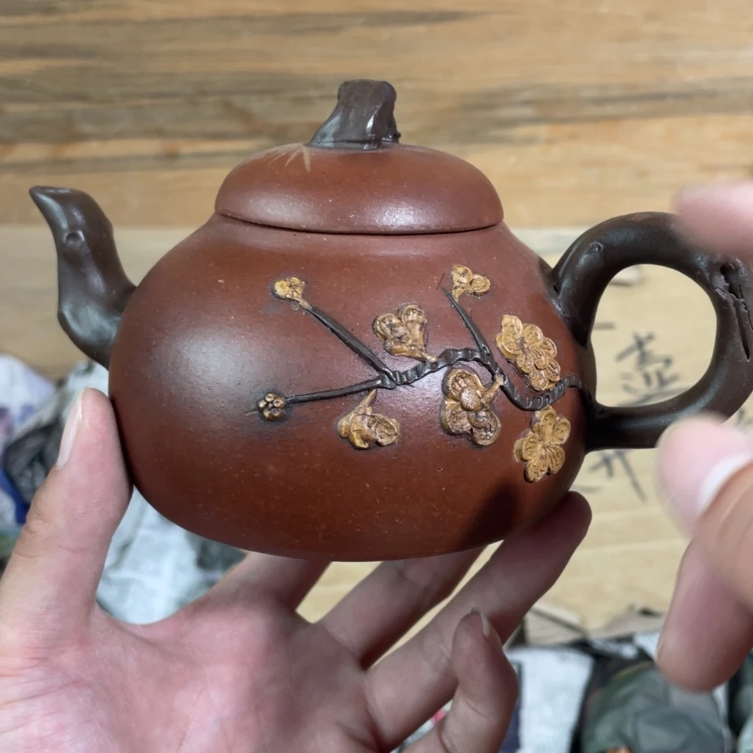 茶壶紫砂老厂紫砂壶一件。
