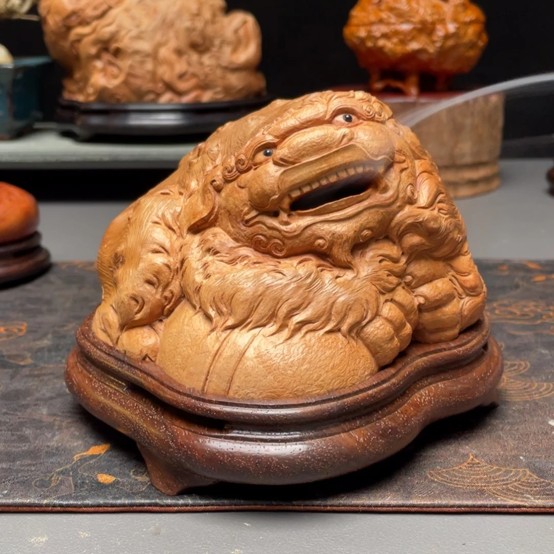 赏***目香榧木狮子荔枝木香炉