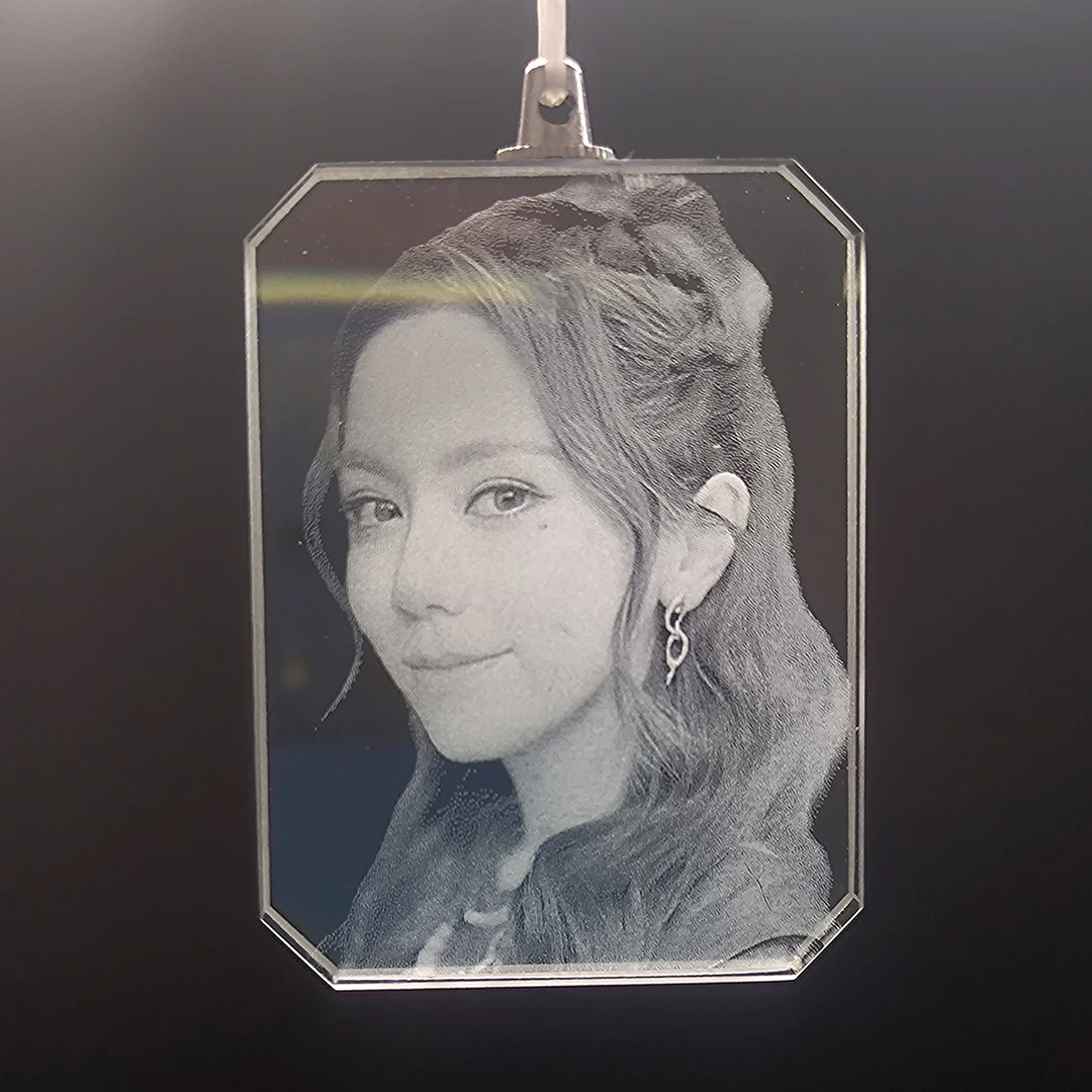 热销照片3D玻璃内雕工艺品饰品挂件项链钥匙扣定制水晶挂件