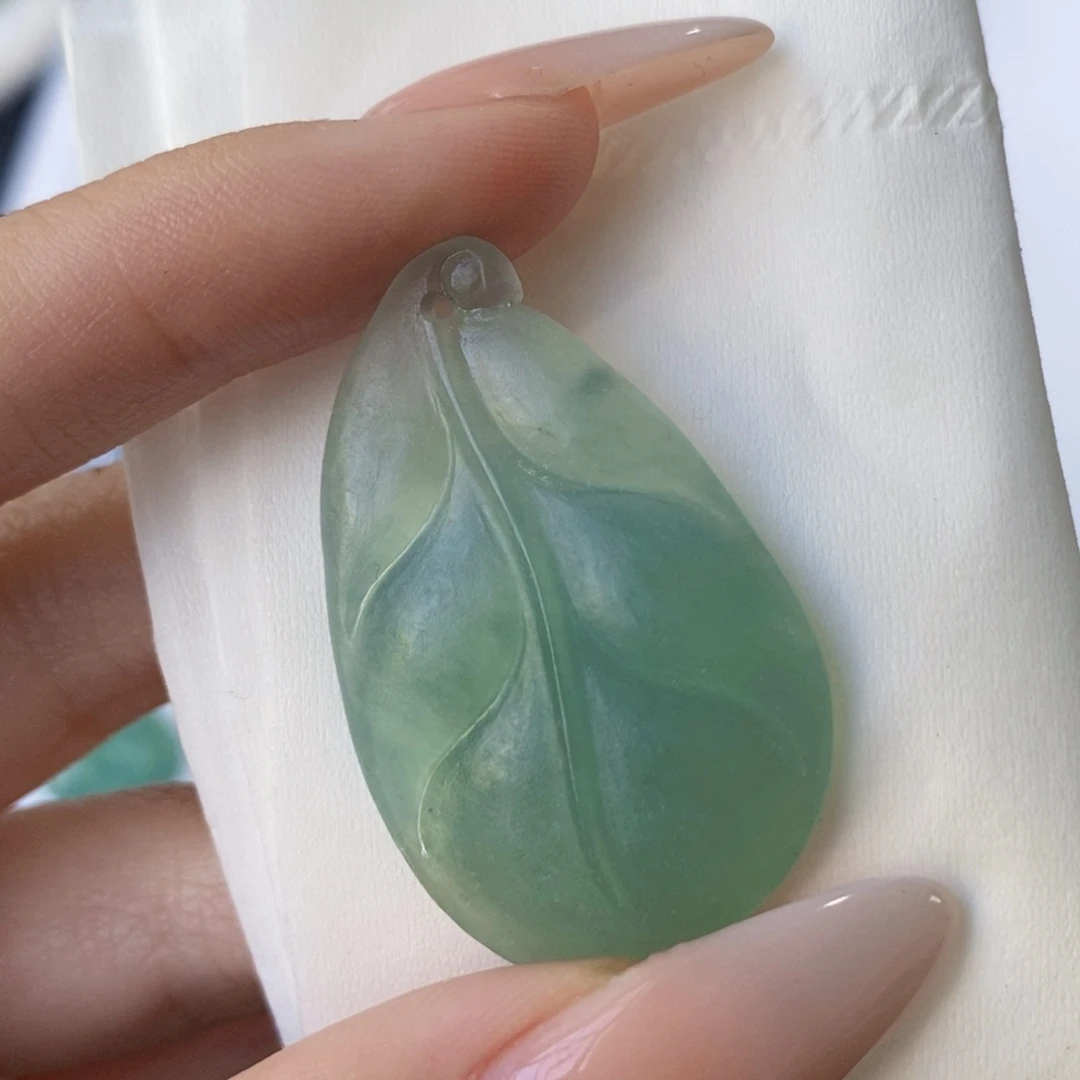 未镶嵌定制翡翠叶子