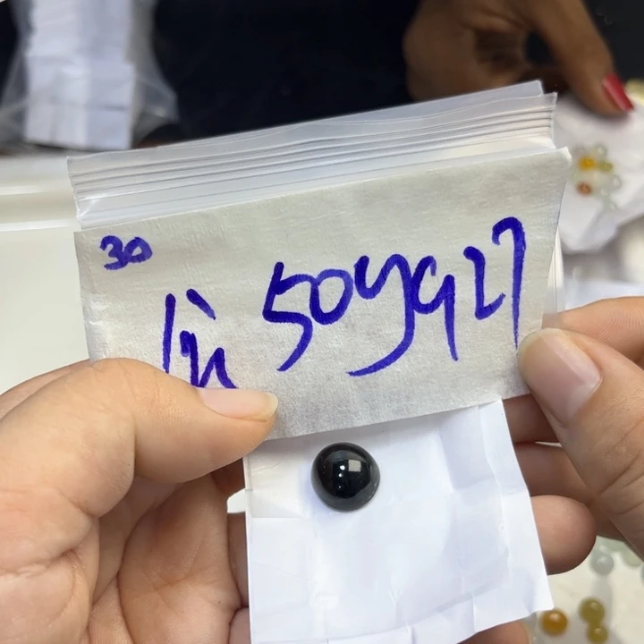 定制翡翠未镶嵌不退