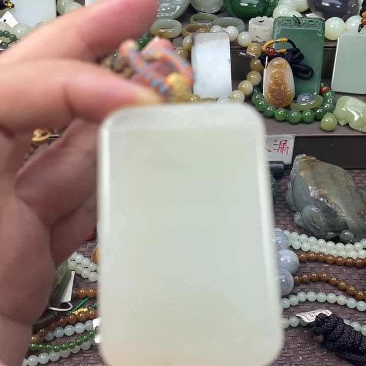 和田玉未镶嵌吊坠(不含链)