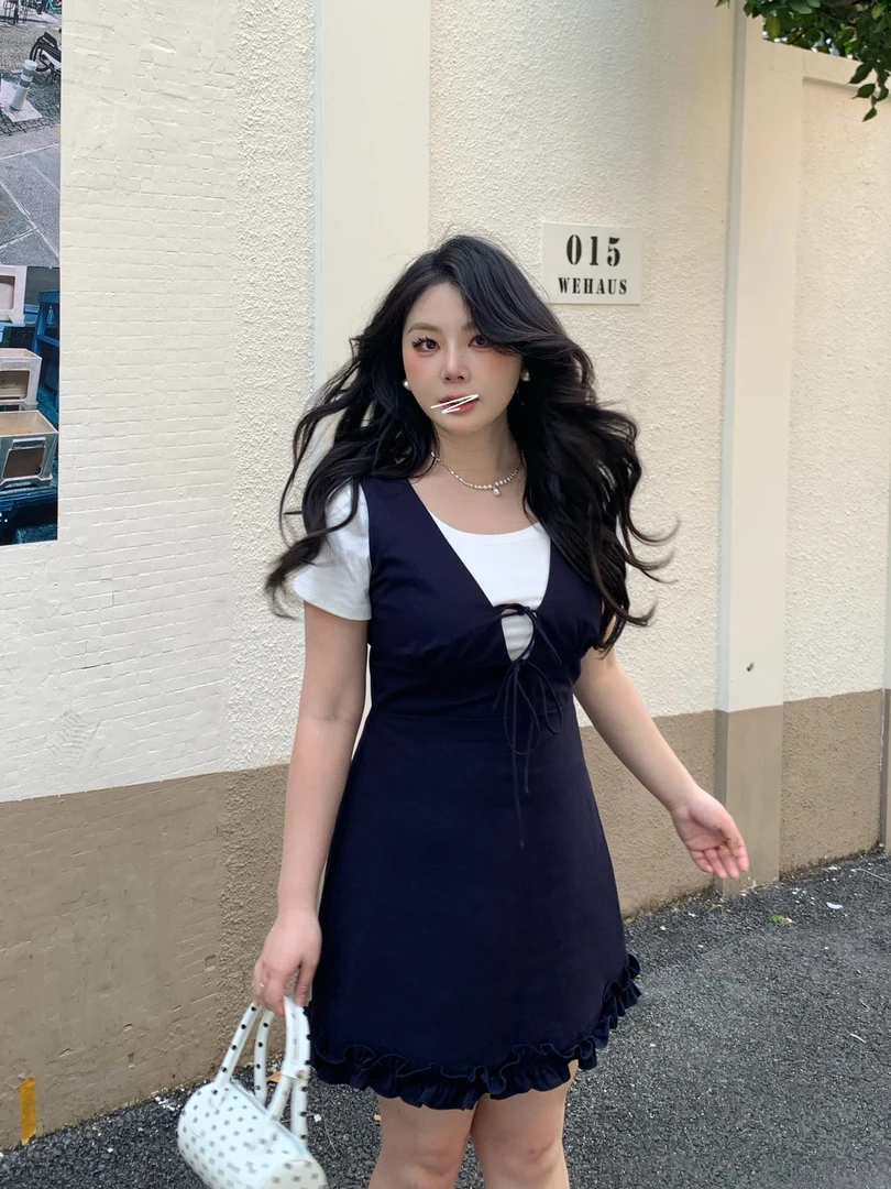 【大小姐】现货“元气爱豆”韩系收腰无袖学院风藏蓝V领吊带连衣裙