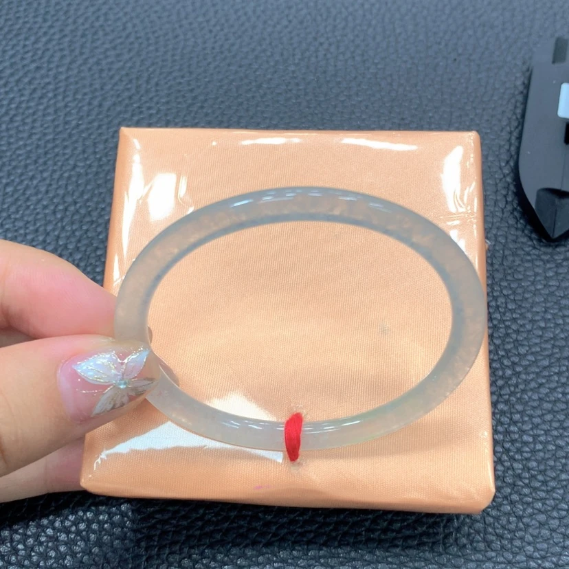 【闪购商品】翡翠手镯未镶嵌52贵妃9号链接