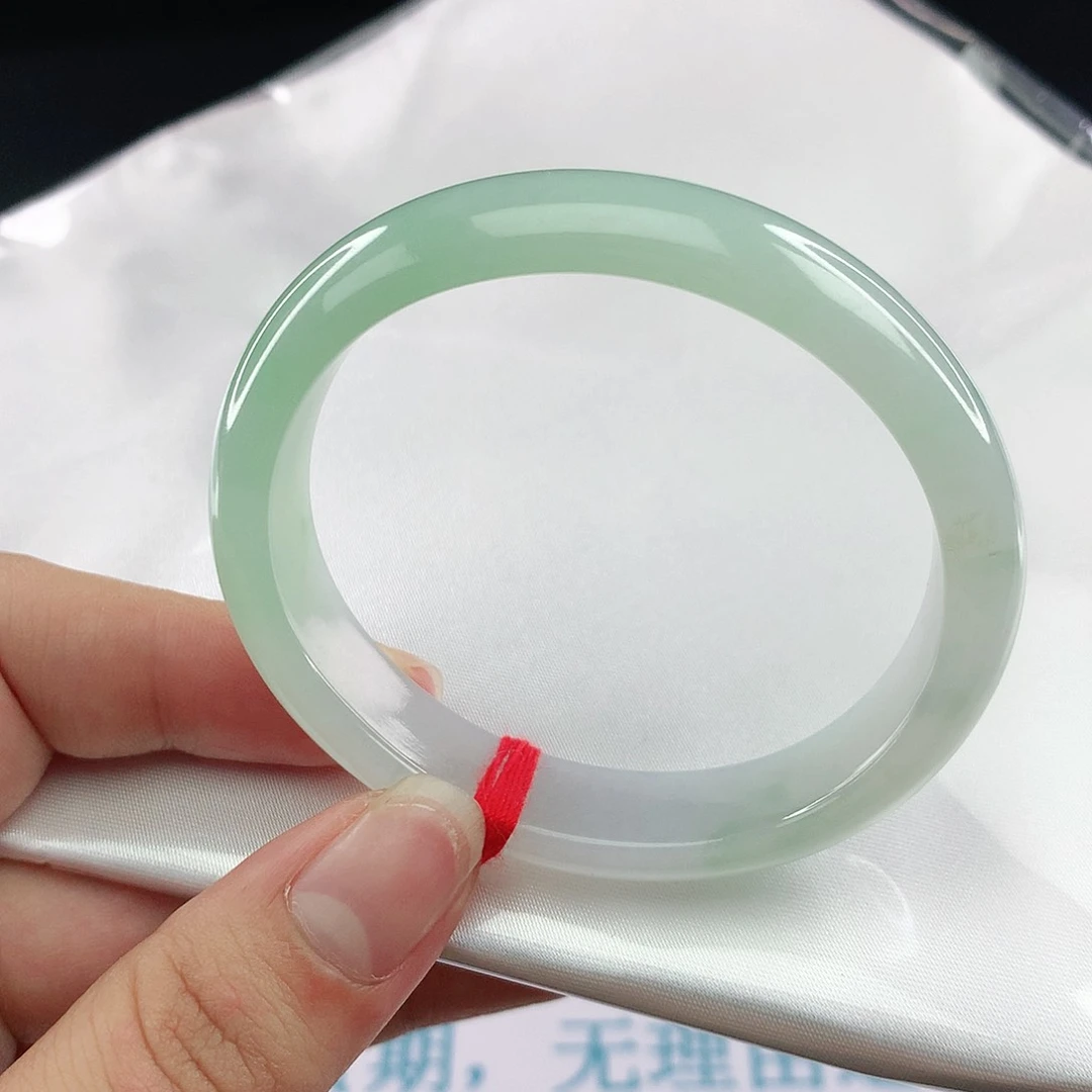 翡翠手镯未镶嵌贵妃51.52