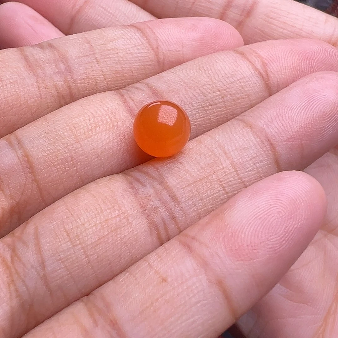 南红玛瑙未镶嵌珠宝奇石橙红圆珠8.7mm