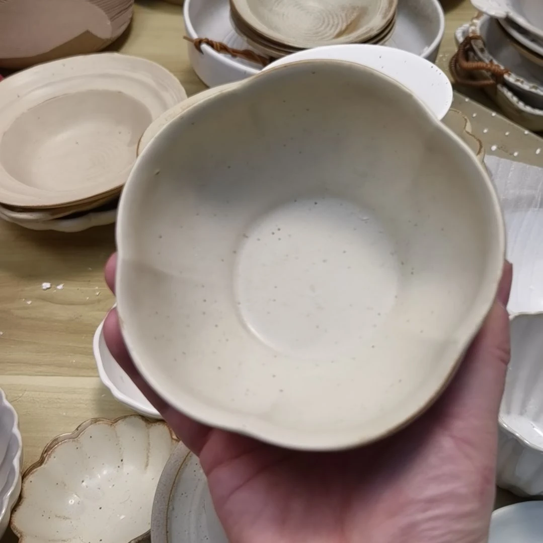 瓷片微瑕粗陶花朵米饭碗两个一组