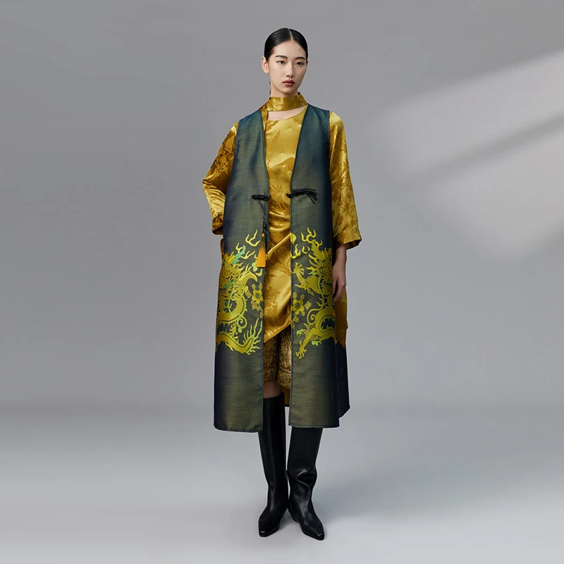 轮廓中古风尚双色提花马甲L233Y005复古大V领国潮龙纹中长款马夹