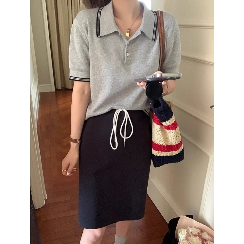 韩里韩气的穿搭上衣夏季Polo领灰色短袖t恤女2025新款宽松正肩薄