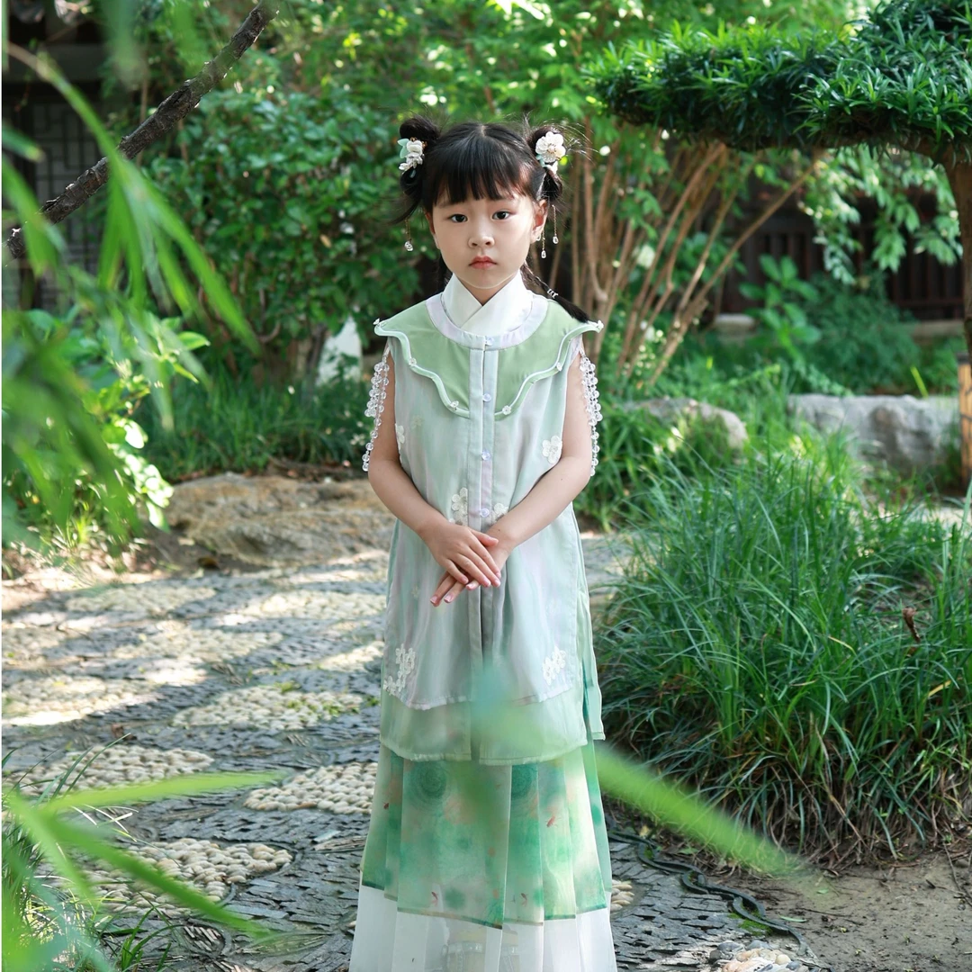 鲜衣怒马少年时黎里印象 原创男明制褡护深衣女明制立领对襟马面