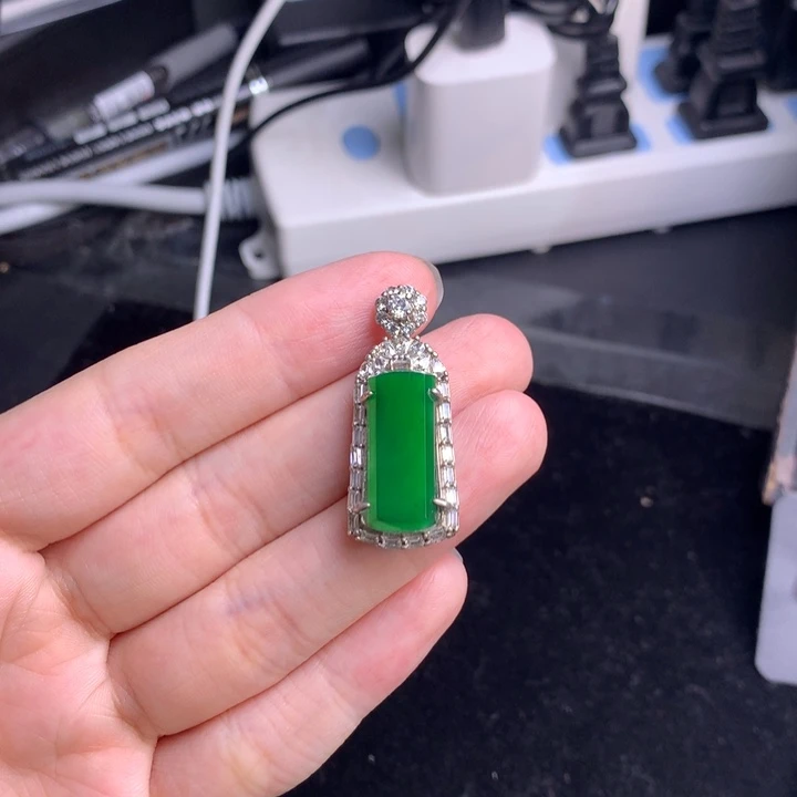 【闪购商品】翡翠银S925镶嵌吊坠(不含链)