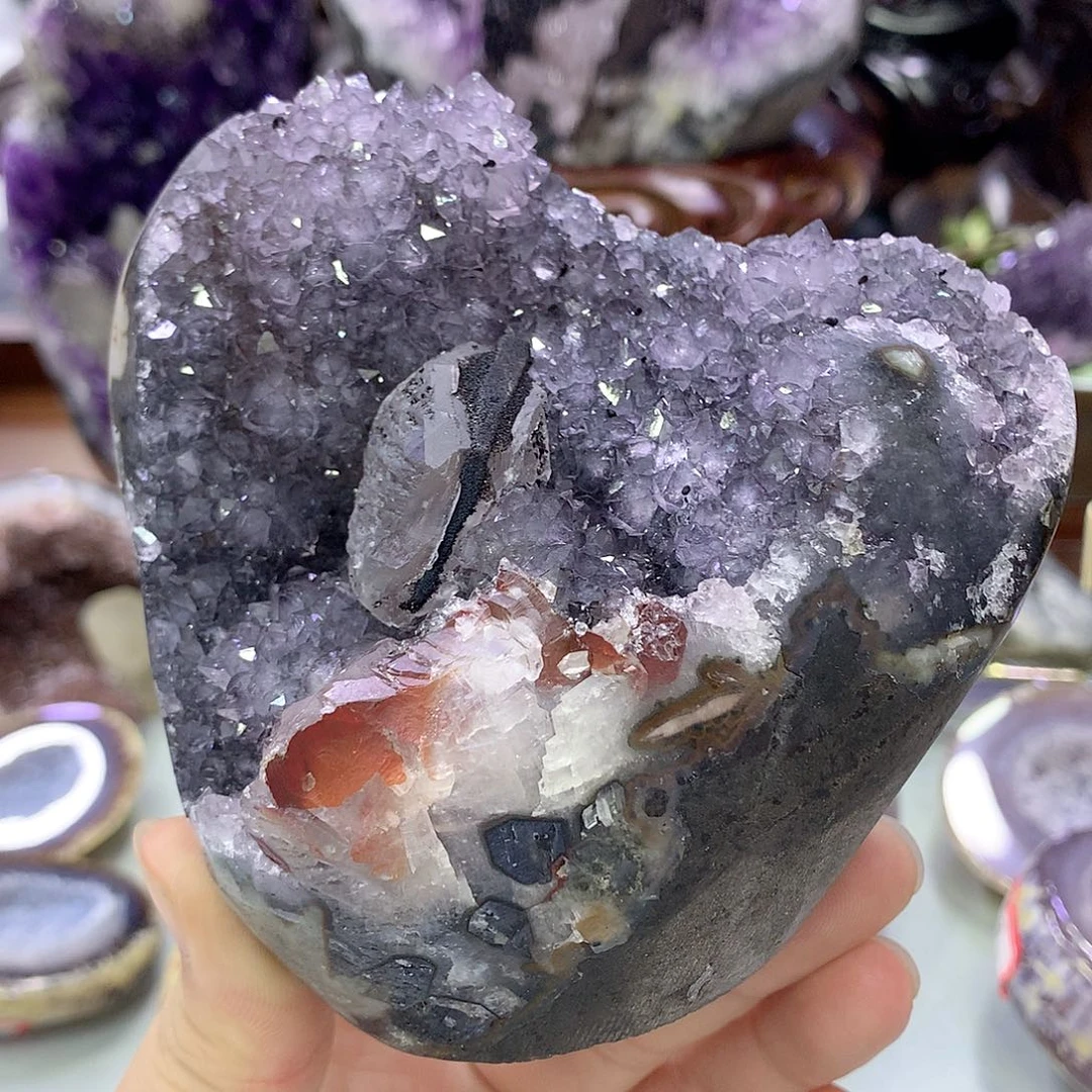 紫晶未镶嵌大型摆件（非配饰）