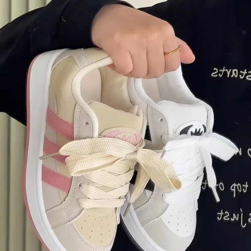港风情侣白色面包鞋女ins潮2025春季新款小白鞋街拍百搭休闲板鞋