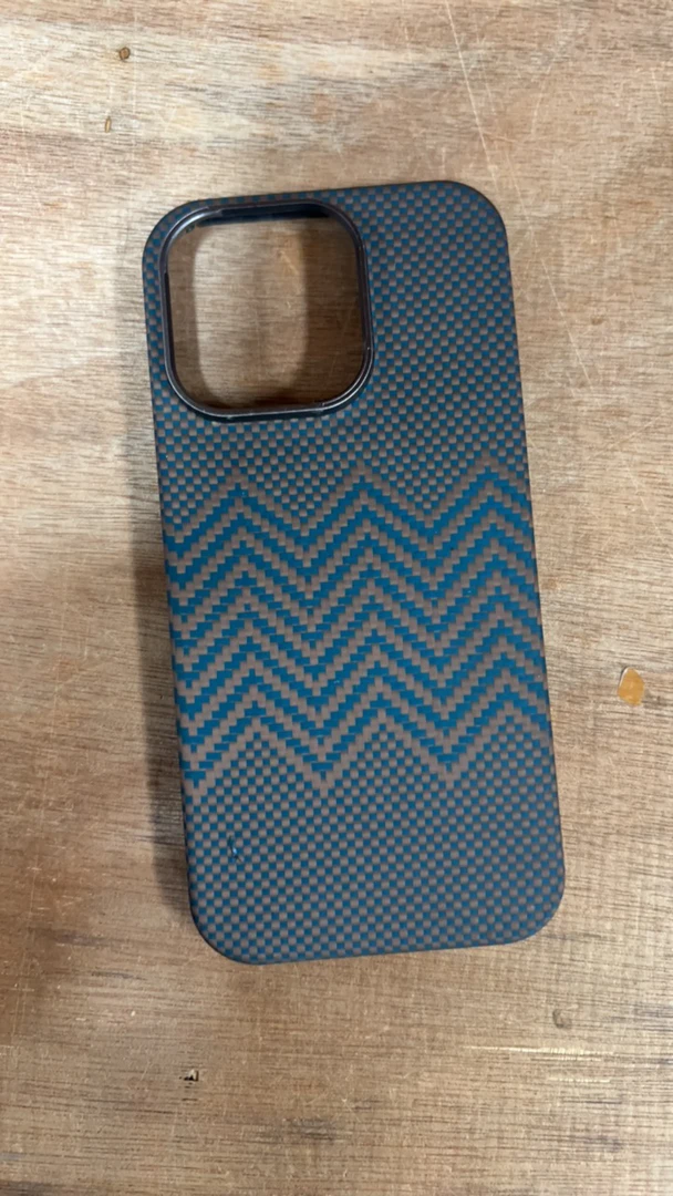 【瑕疵福利款】凯夫拉芳纶纤维手机壳 编号F045