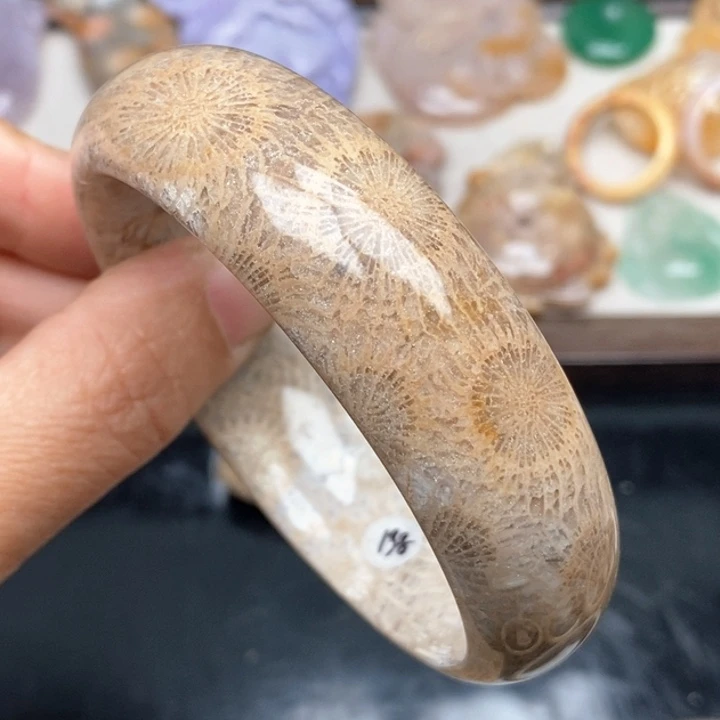 硅化珊瑚（珊瑚玉）手镯未镶嵌61