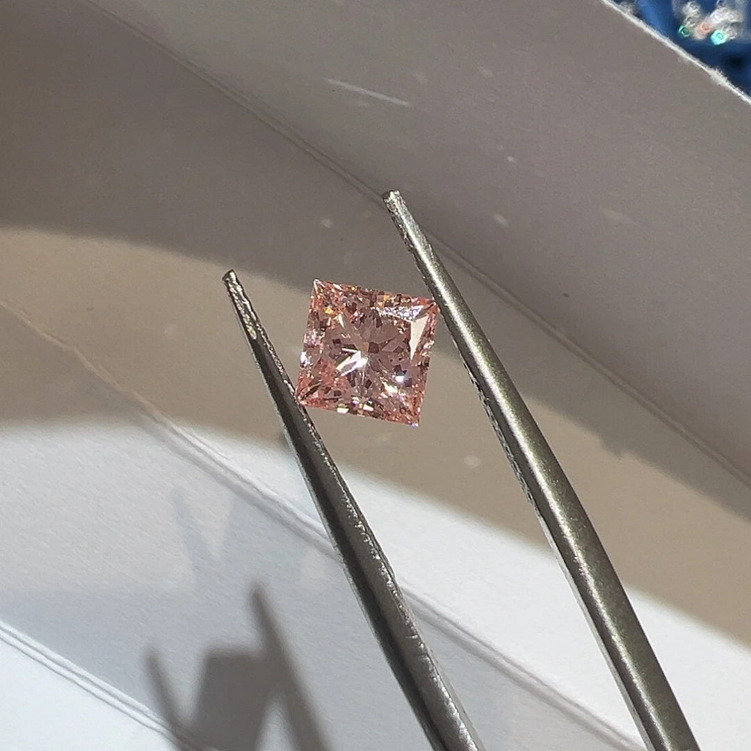 实验室培育钻石裸石1克拉公主方粉钻特价