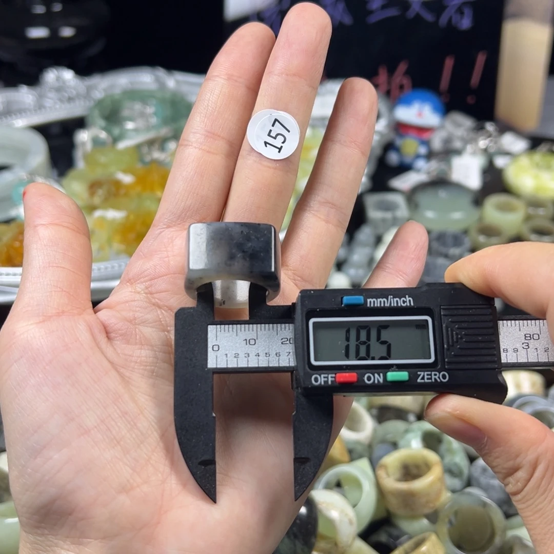 蛇纹石玉未镶嵌戒指