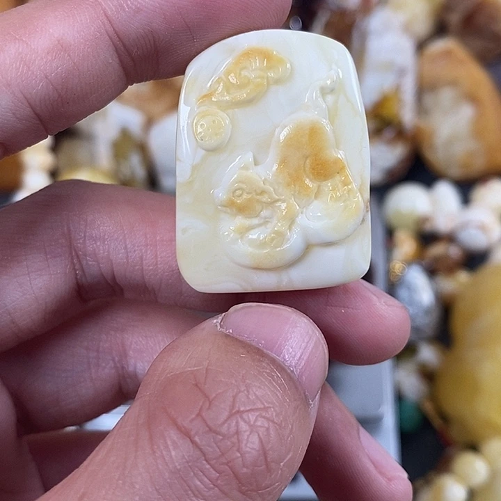 琥珀未镶嵌裸石我