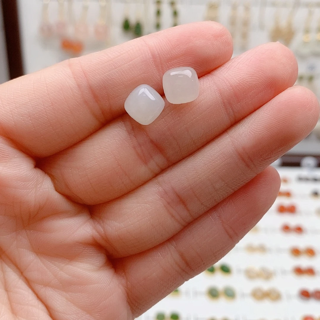 和田玉银S925镶嵌耳饰