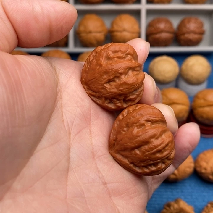 文玩核桃把件精品小手捻