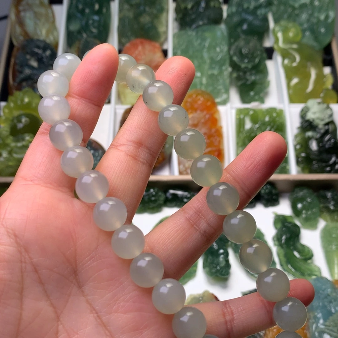 蛇纹石玉未镶嵌手持手持