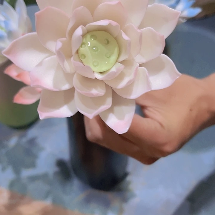 陶瓷花灯等多种装饰品