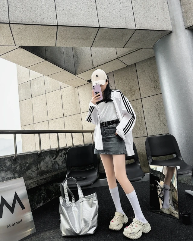 德赛帝伦2025夏季增高松糕厚底洞洞鞋女外穿休闲两穿沙滩鞋凉拖