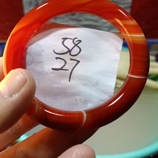 玛瑙/玉髓手镯未镶嵌
