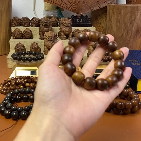 老山檀香黑肉沉水1.5桶珠手串