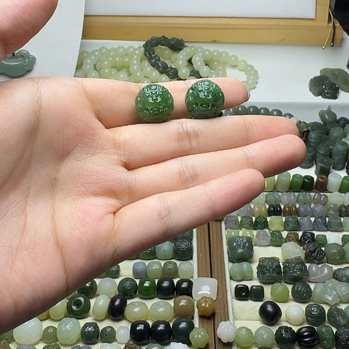欢***斗未镶嵌和田玉珠宝半成品和田玉碧玉貔貅16mm
