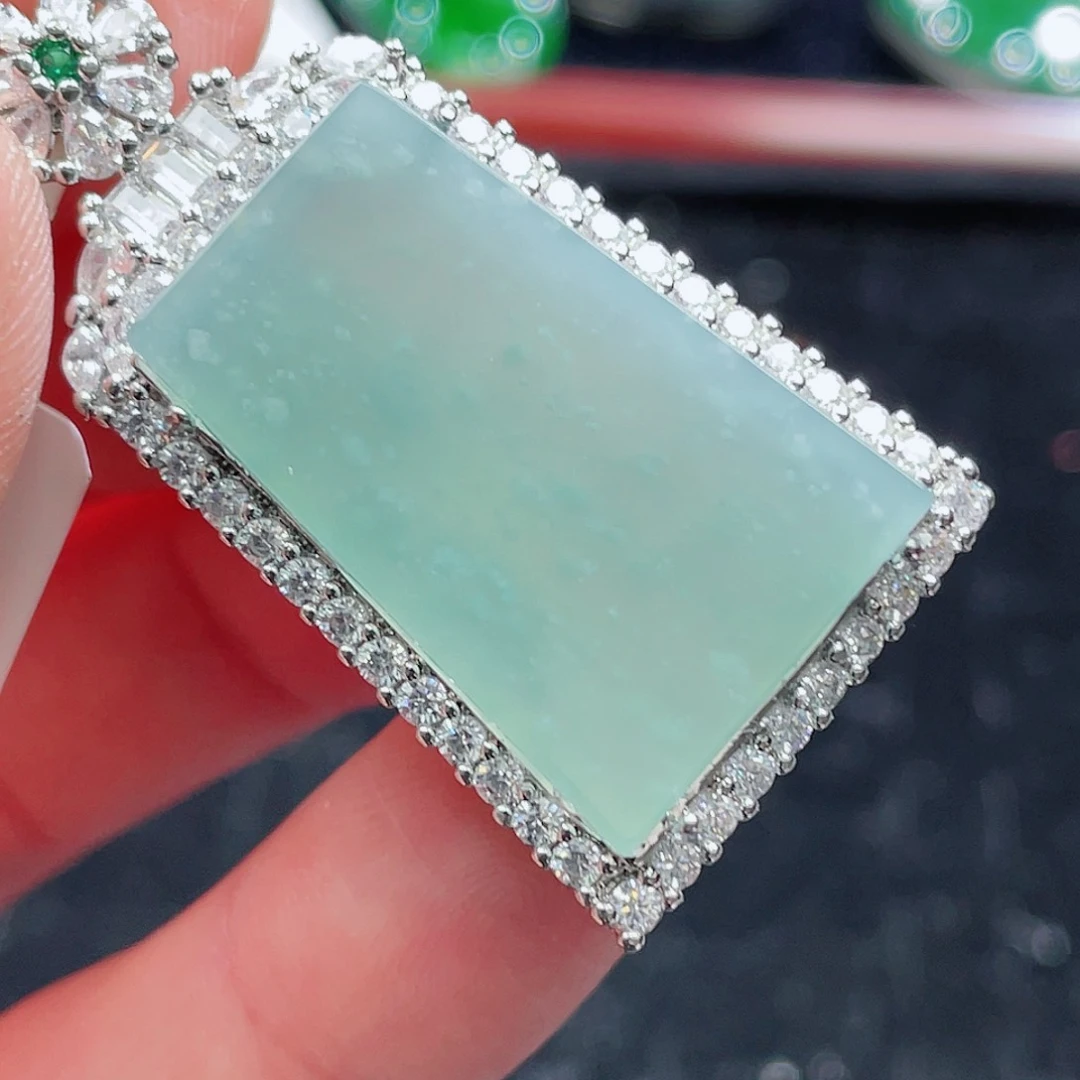 翡翠颈饰未镶嵌020，