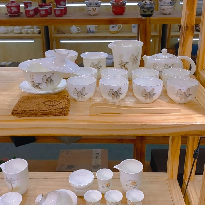 不止羊脂玉瓷茶具组