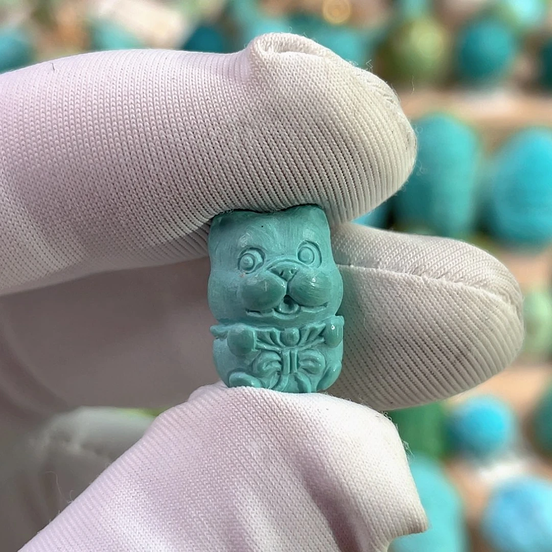 绿松石未镶嵌珠宝奇石