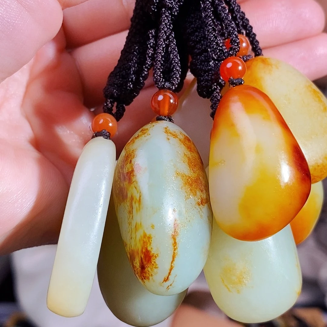 和田玉颈饰未镶嵌多样性发货发一个