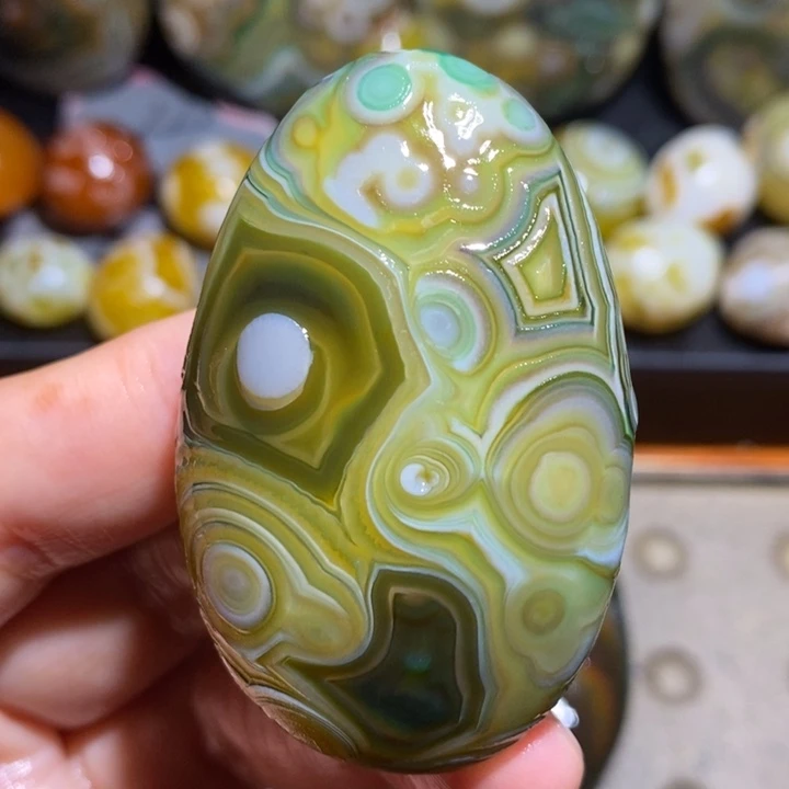 未镶嵌玛瑙/玉髓珠宝半成品41
