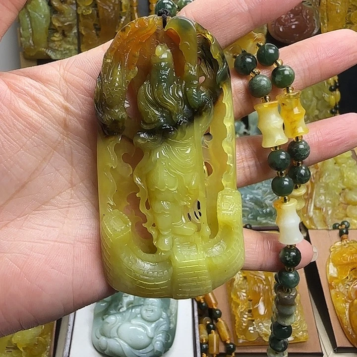 未镶嵌蛇纹石玉颈饰