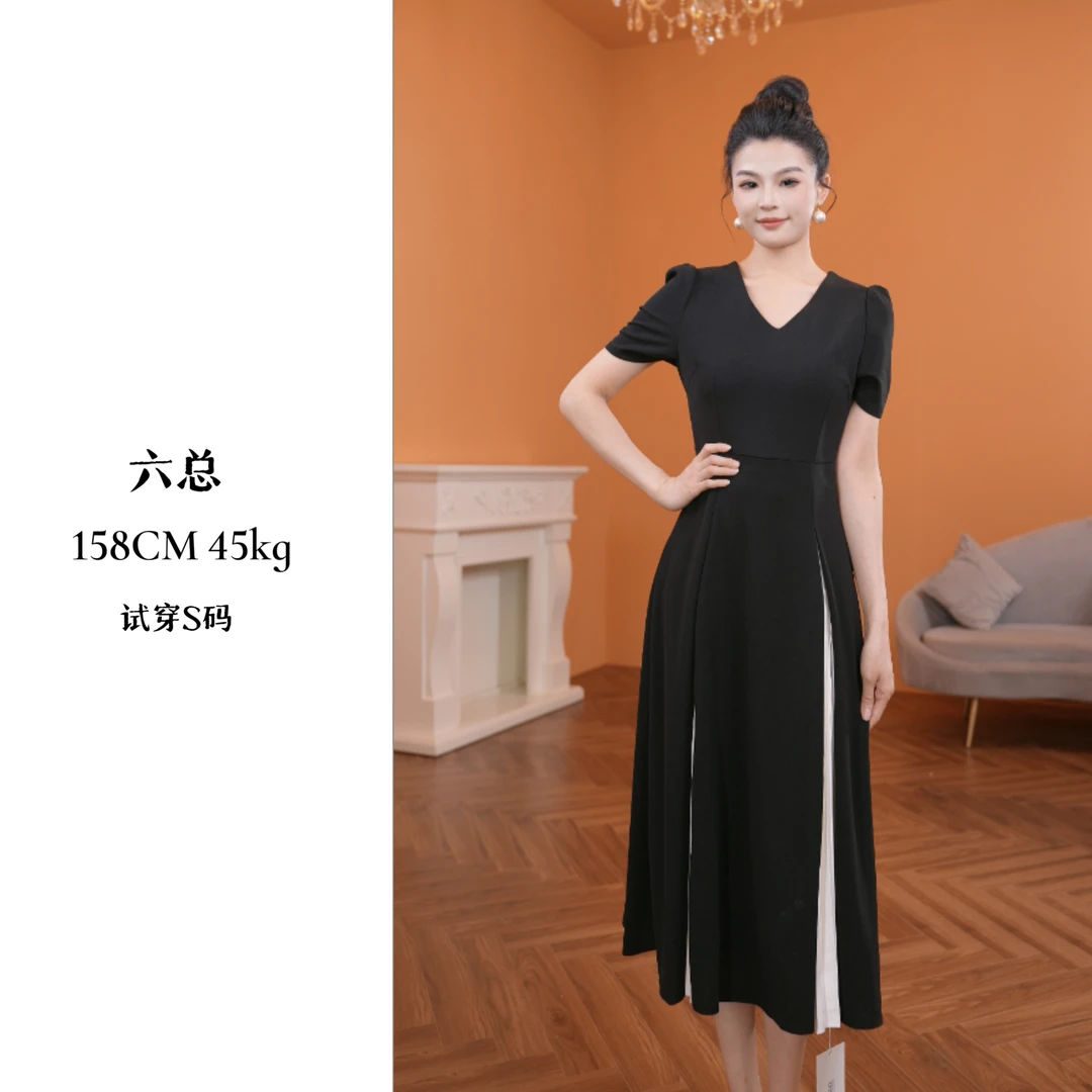 【六总】2025夏季新款法式显瘦黑色连衣裙女气质小众V领小黑裙6836