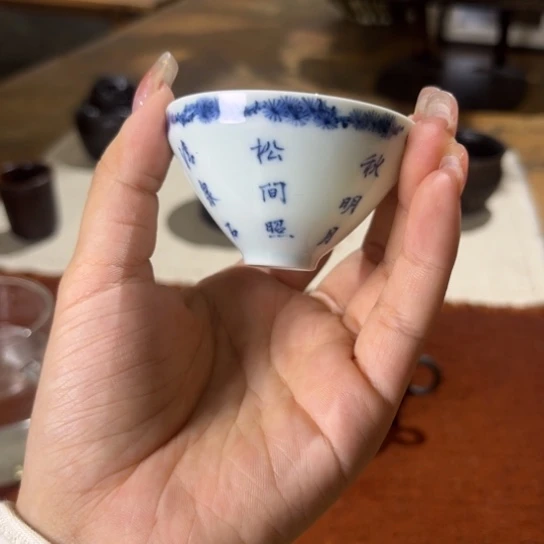 景德镇鱼和熊手工陶艺