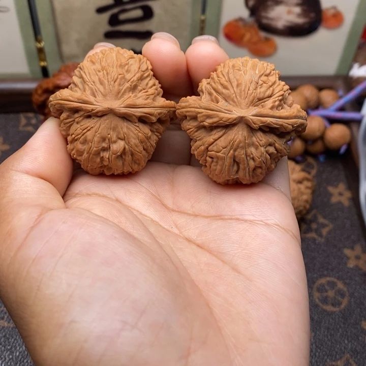 文玩核桃把件42球白