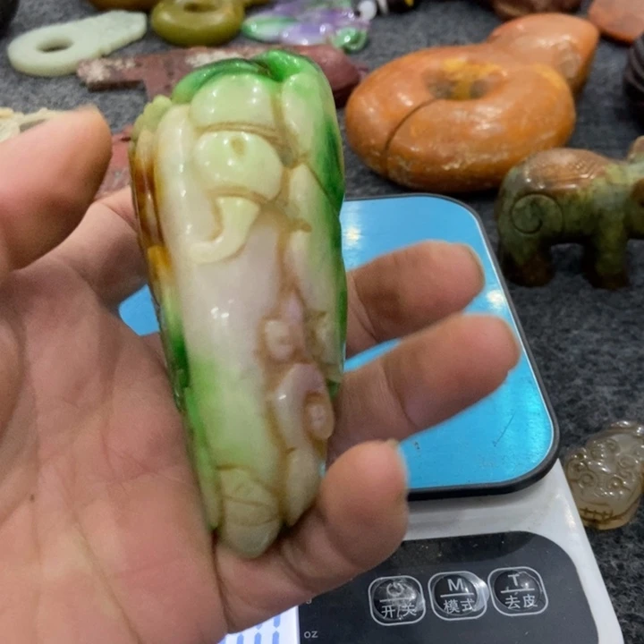 白玉菩提吊坠摆件