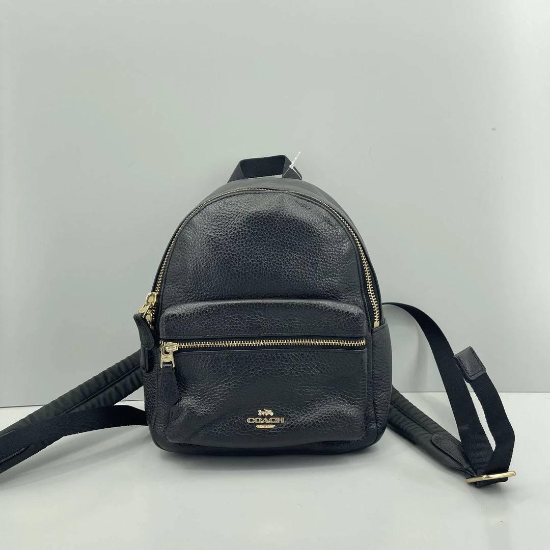 95新 COACH/蔻驰 黑色迷你双肩包 20*13*10cmE031312