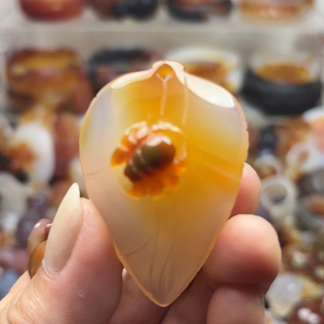 玛瑙/玉髓未镶嵌吊坠(不含链)