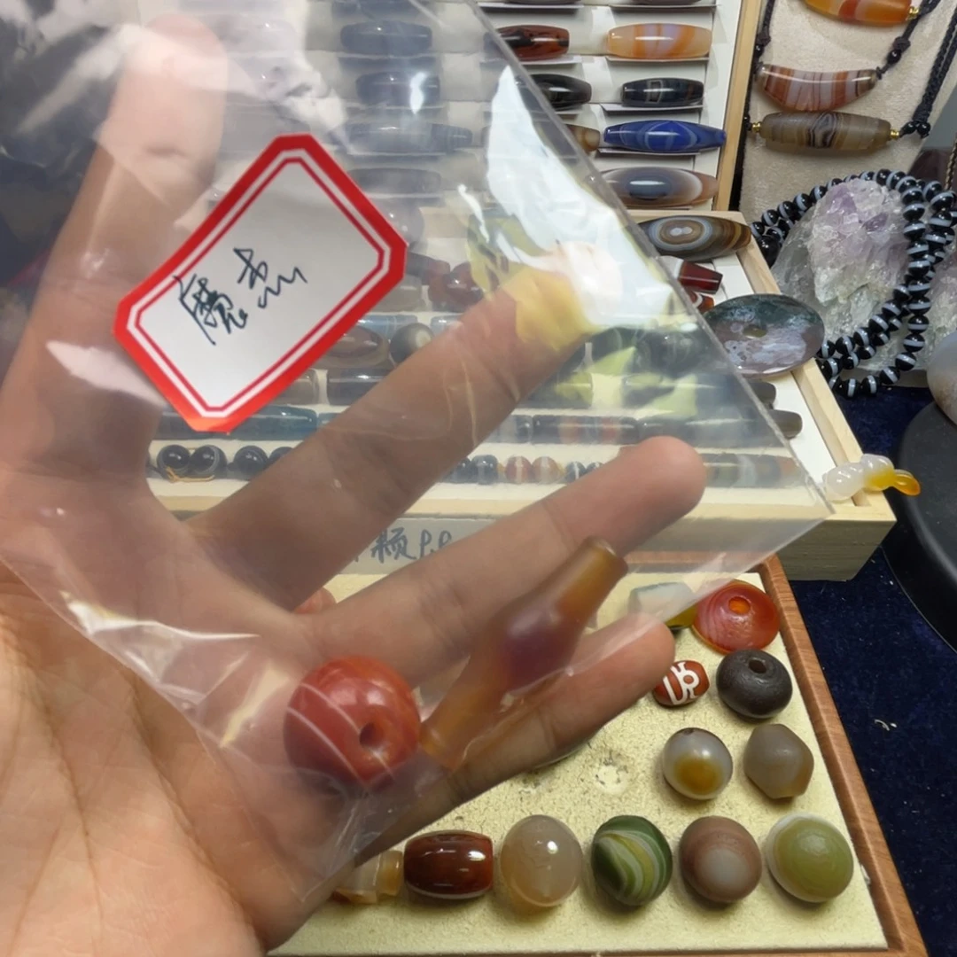 聚***杰玛瑙/玉髓未镶嵌珠宝奇石