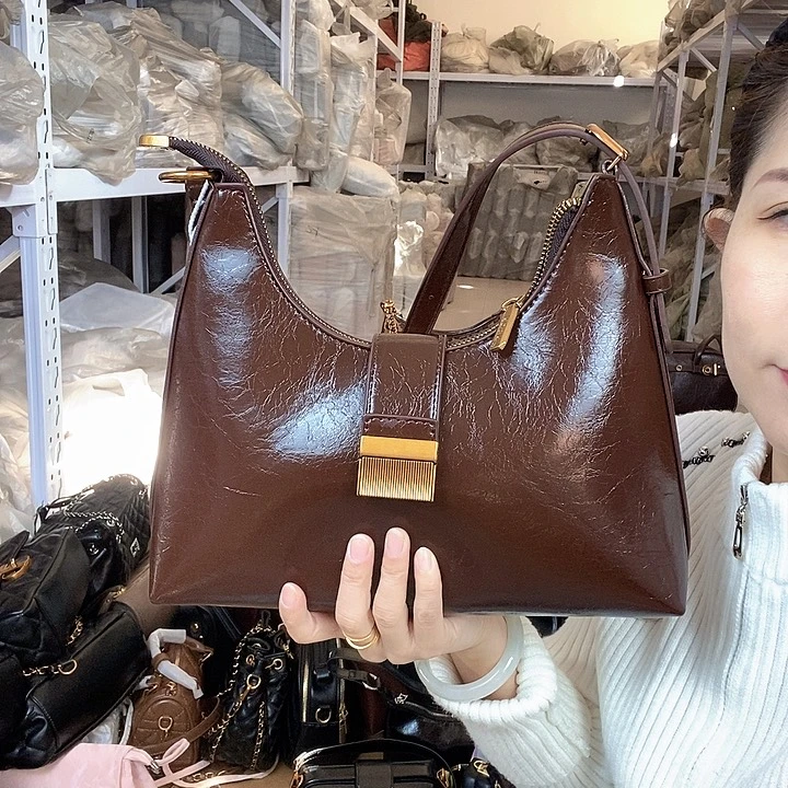 蚕丝小牛剖层皮革PU3739