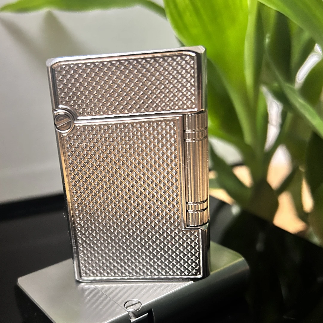 凌穹新品巴黎钉侧滑打火机 高贵典雅时尚潮流送男友好礼 收藏上品