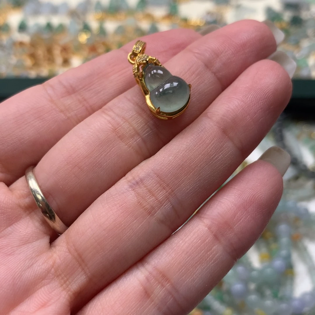 颈饰银S925镶嵌翡翠瑞****?葫芦